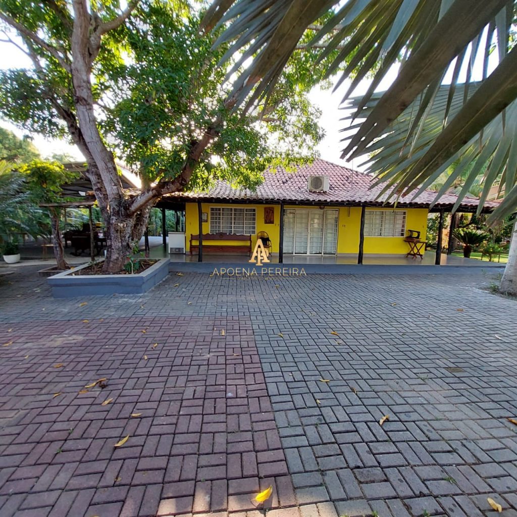 Encantadora propriedade à poucos Km de Cuiabá!